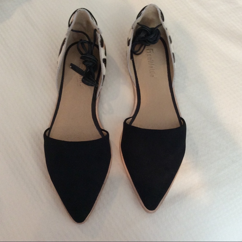 🎉SALE🎉 “NIB” Gee Wawa Suede Leather Lace Up’s